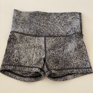 Ivivva by lululemon shorts/spandex girls